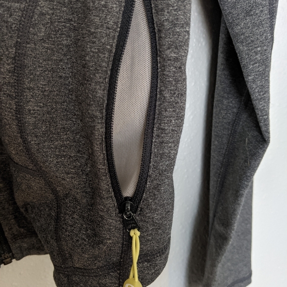 Lululemon form jacket - Picture 4 of 4